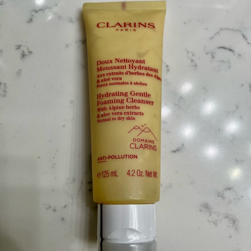 Clarins Hydrating Gentle Foaming Cleanser